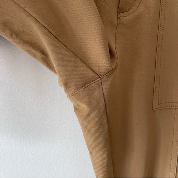❌SOLD❌ BANANA Republic SLIM REFINED STRETCH CARGO PANT Cream High waist Tapered - Picture 15 of 16